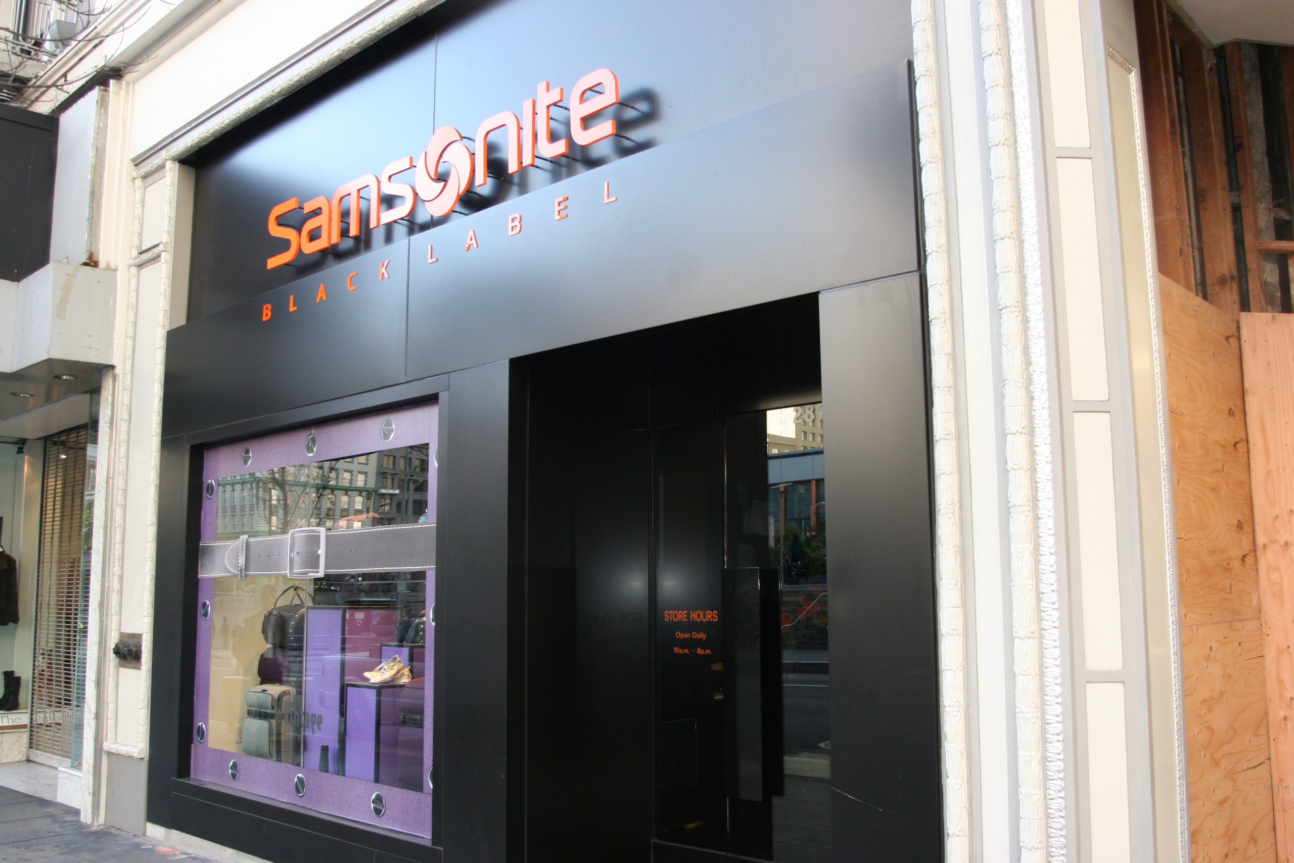Samsonite-287-Geary-Street-San-Francisco-CA-Photo-12